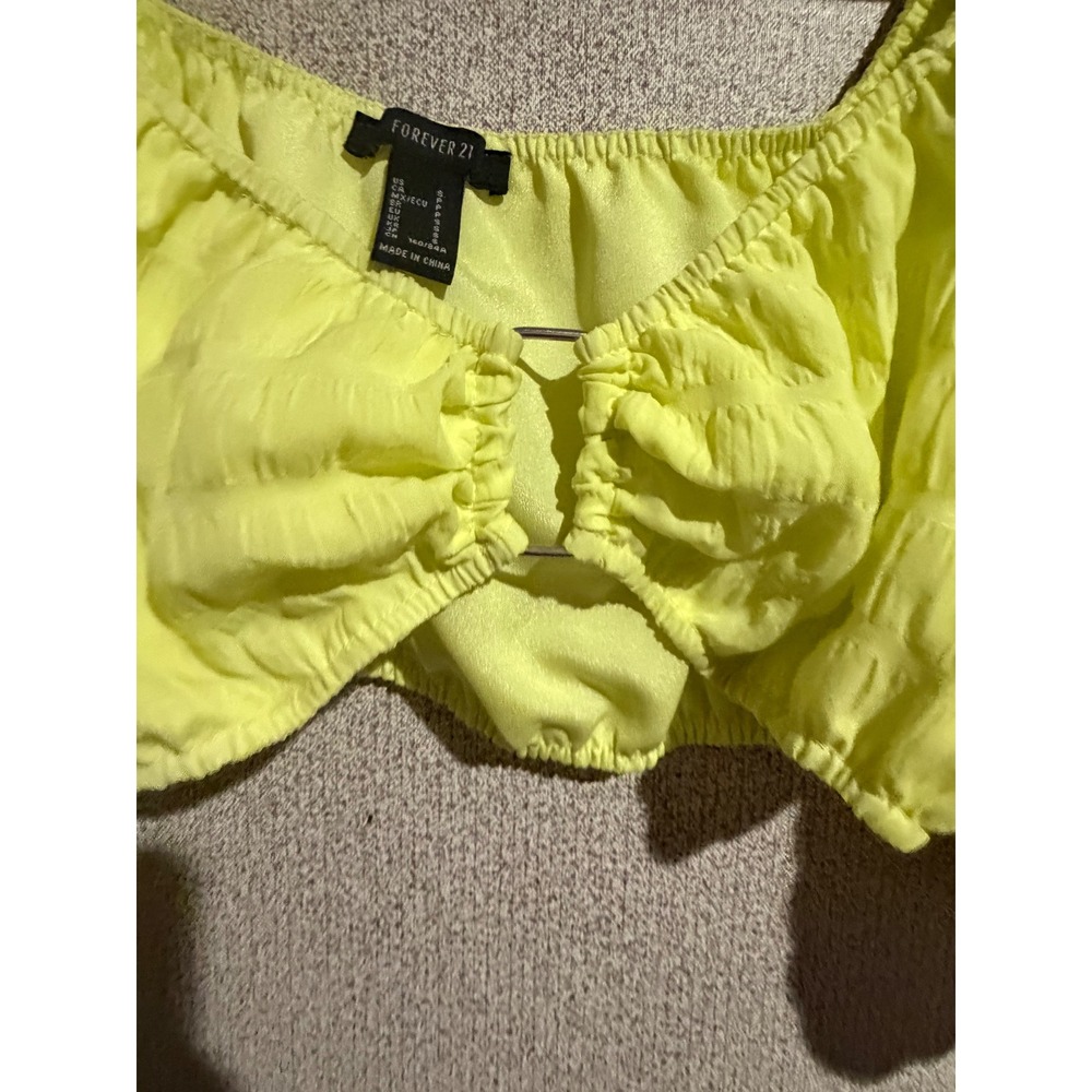 Forever 21 Neon Yellow Puff Sleeve Crop Top Ruched O-Ring Sweetheart Neck Small - Picture 2 of 5